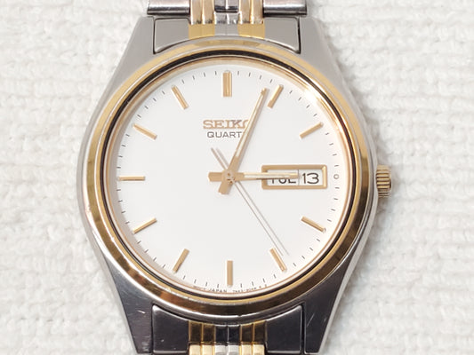Vintage Seiko Men's Day Date Gold Tone Stainless Steel Quartz Watch White Dial