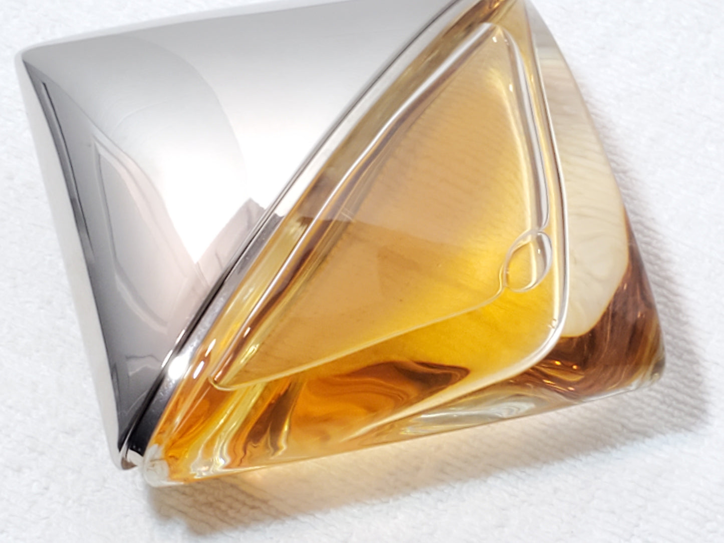 Reveal by Calvin Klein Eau De Parfum Women's 3.4 oz Bottle Spray Fragrance