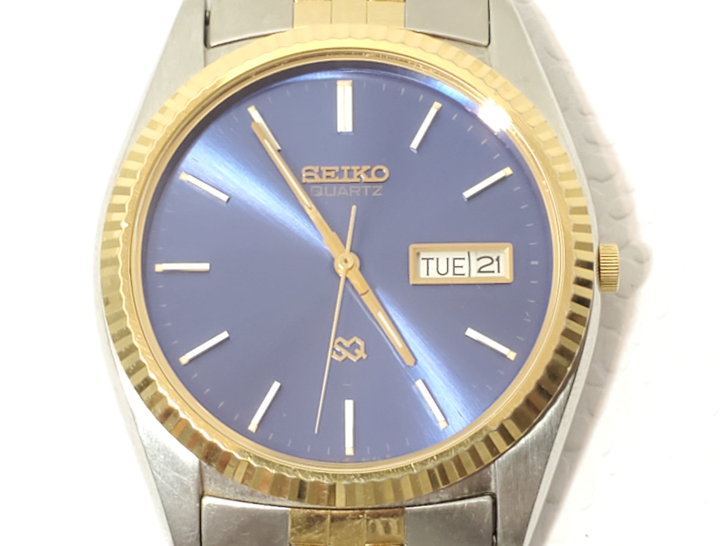 Vintage Seiko SQ Presidential Mens Blue Dial Gold Tone Day Date Watch 1 Jewel SS