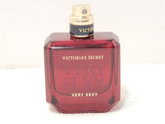 Victorias Secret Very Sexy Women's Perfume 1 oz Bottle Eau De Parfum Spray Red