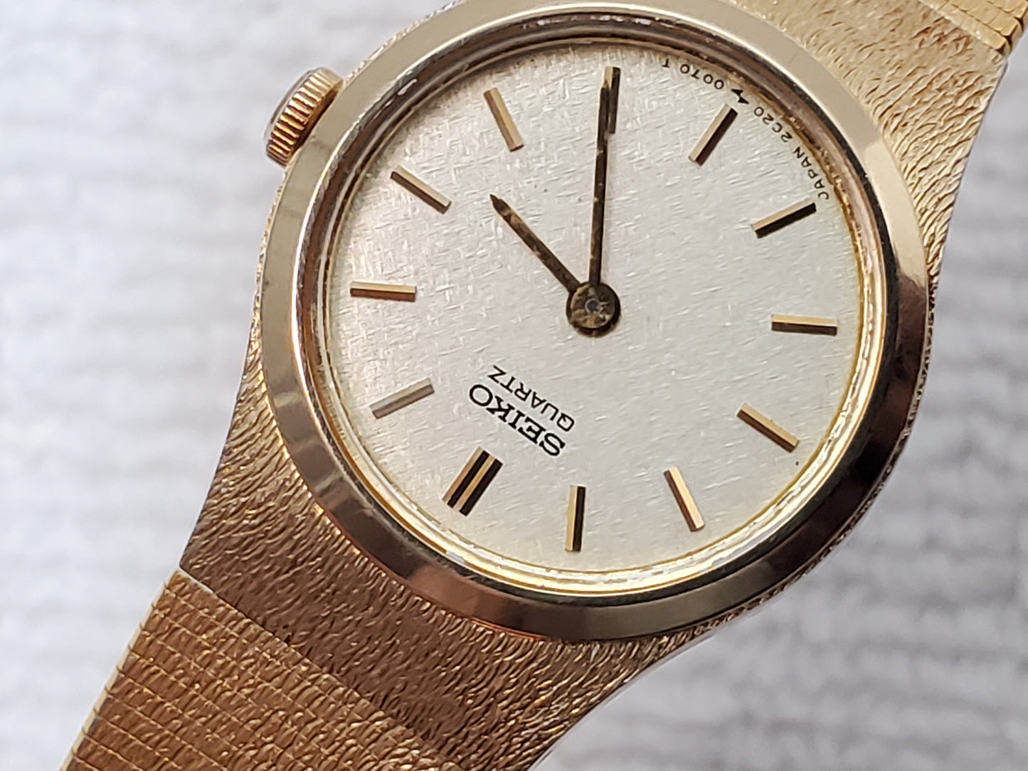 Vintage Seiko Women's Quartz Watch Gold Plated Two Jewels Base Metal S Steel