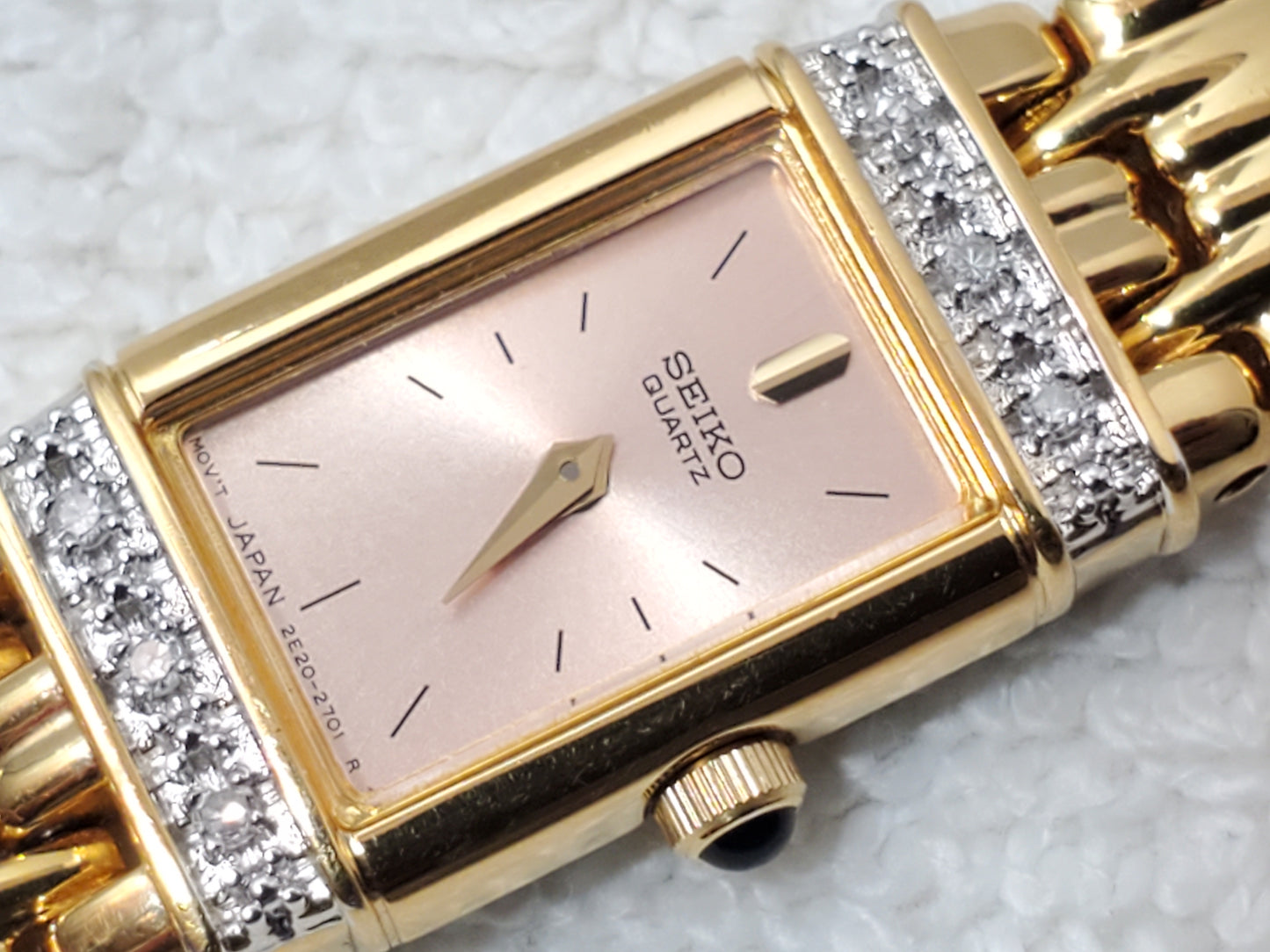 Vintage Seiko Women's Tank Watch Gold Tone Diamonds Bezel One Jewel Pink Dial SS