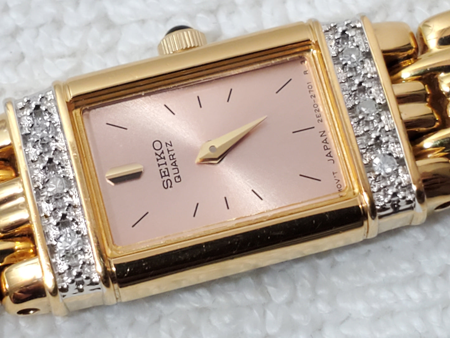 Vintage Seiko Women's Tank Watch Gold Tone Diamonds Bezel One Jewel Pink Dial SS