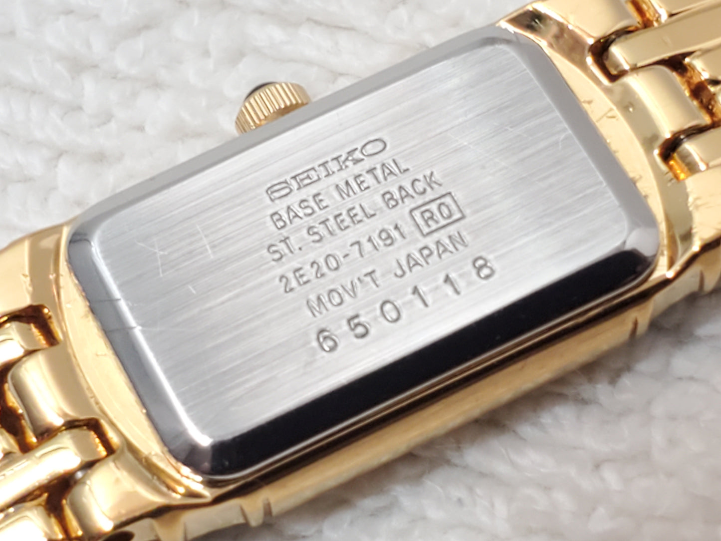 Vintage Seiko Women's Tank Watch Gold Tone Diamonds Bezel One Jewel Pink Dial SS