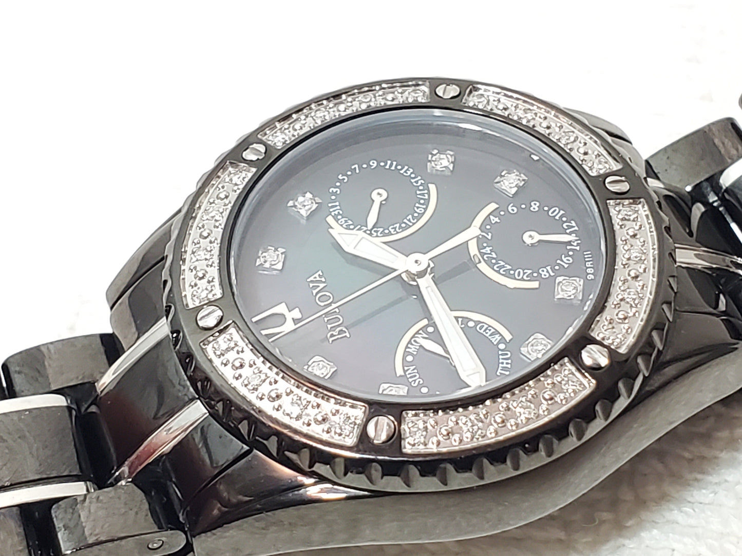 Vintage Bulova Women's Diamonds Watch Day Date Black S Steel Mother Pearl Dial