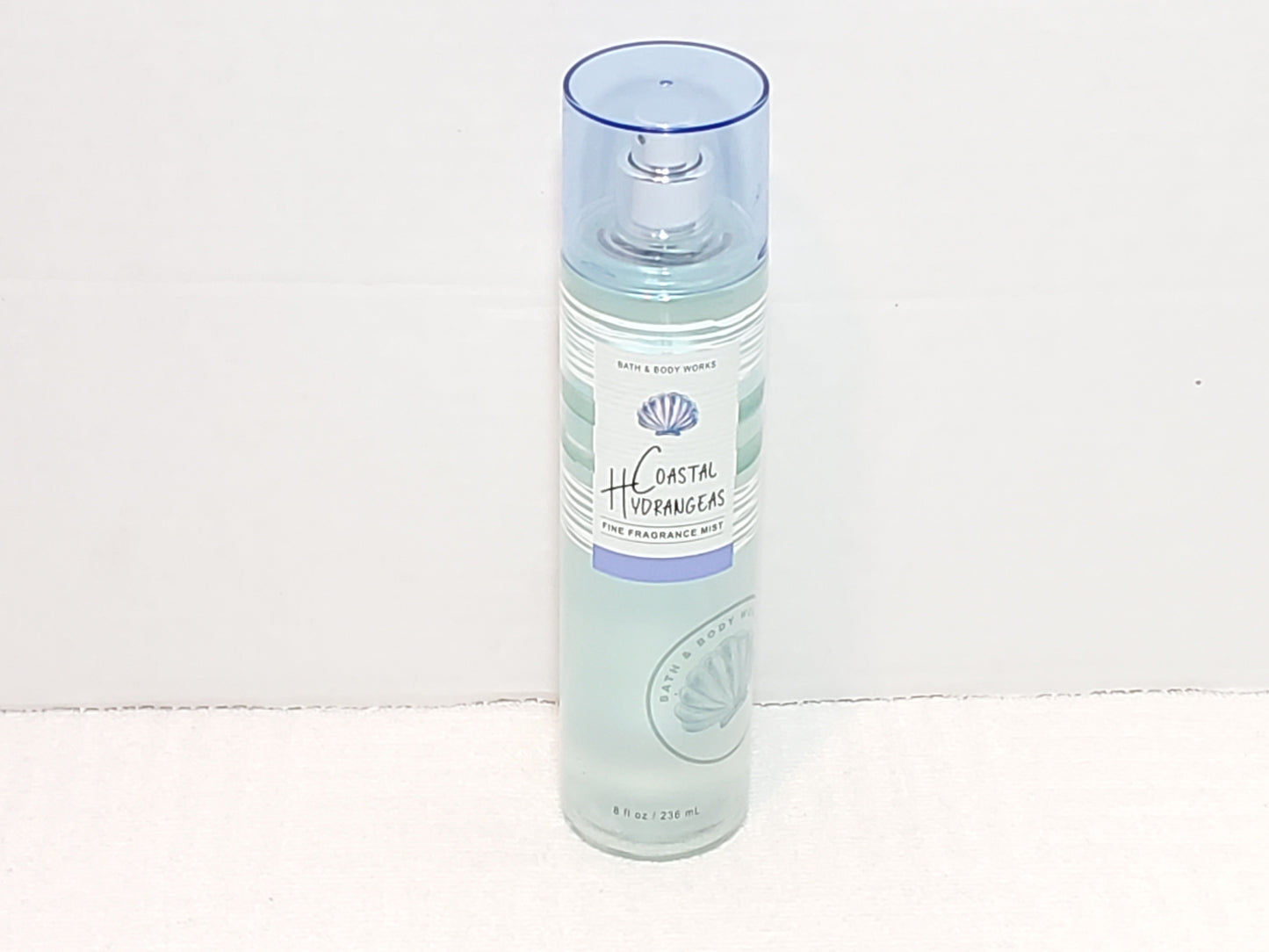 Bath & Body Works Coastal Hydrangeas Fine Fragrance Mist 8 oz Bottle Spray Women