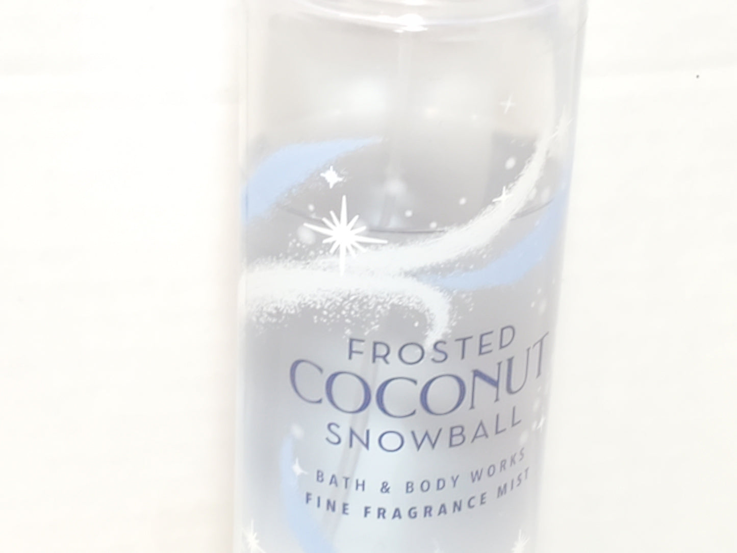 Bath and Body Works Frosted Coconut Snowball Fine Fragrance Mist 8 oz Bottle