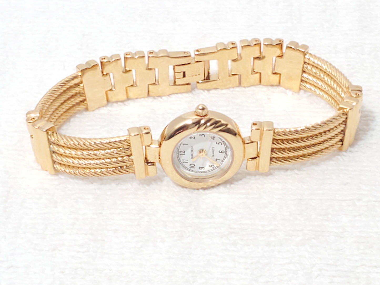 Vintage Gruen Women’s Gold Tone Quartz Watch White Dial Stainless Steel