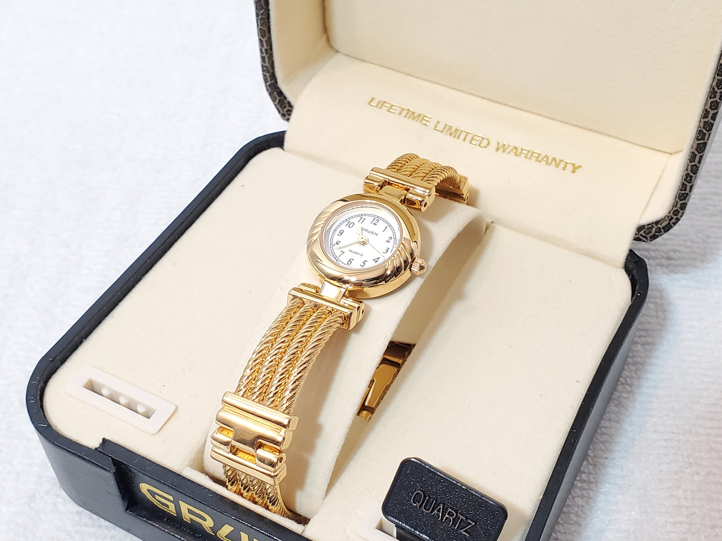 Vintage Gruen Women’s Gold Tone Quartz Watch White Dial Stainless Steel