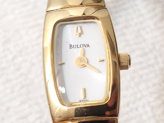 Vintage Bulova Women's Gold Tone Ivory Dial One Jewel Stainless Steel Watch