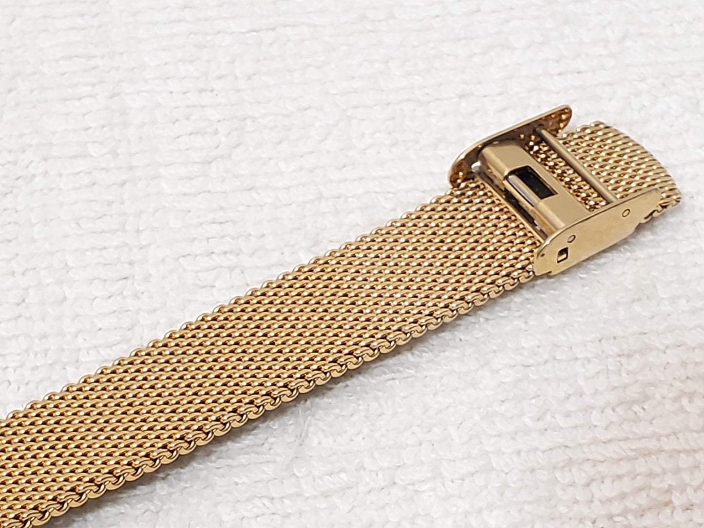 Invicta Angel Gold Tone Women's Quartz Watch Mesh Band Roman Numerals S Steel