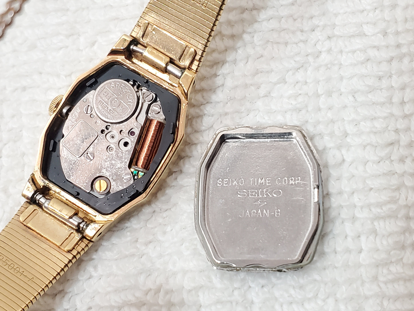 Vintage Seiko Gold Plated Women's Quartz Watch Two Jewels Base Metal S Steel