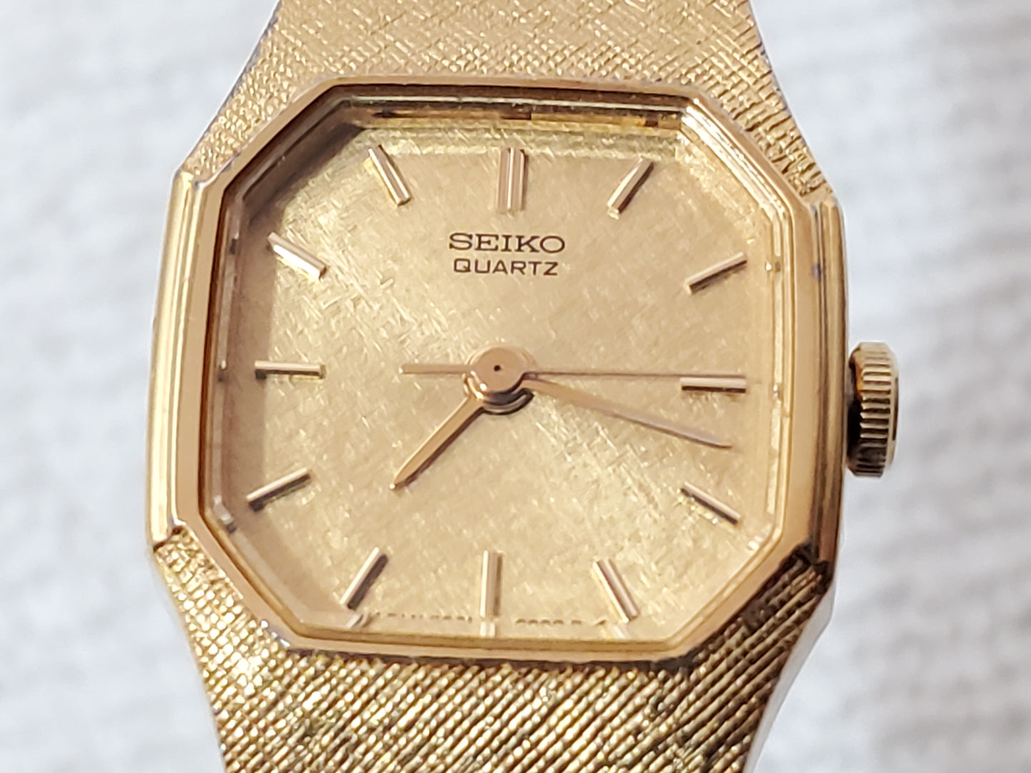 Vintage Seiko Gold Plated Women's Quartz Watch Two Jewels Base Metal S Steel
