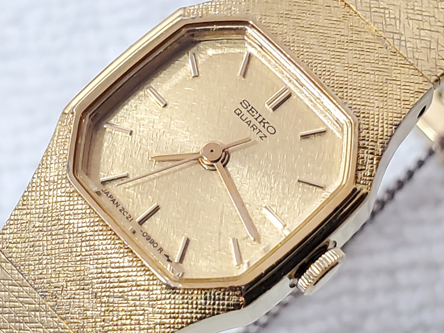 Vintage Seiko Gold Plated Women's Quartz Watch Two Jewels Base Metal S Steel