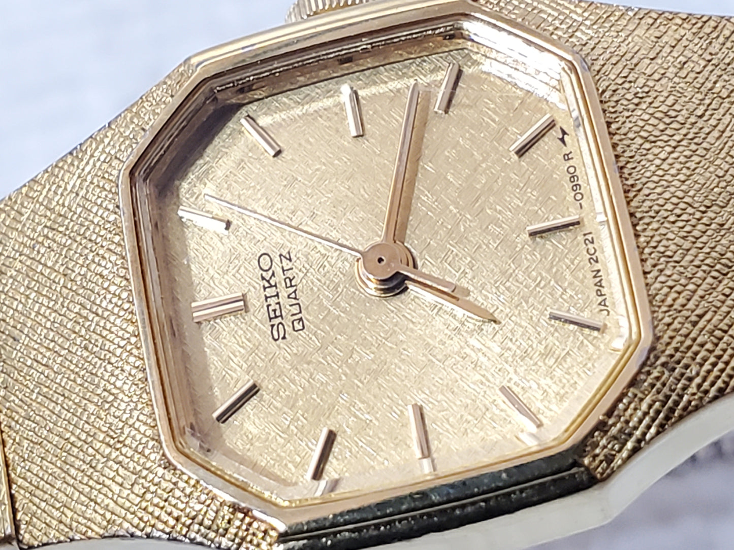Vintage Seiko Gold Plated Women's Quartz Watch Two Jewels Base Metal S Steel