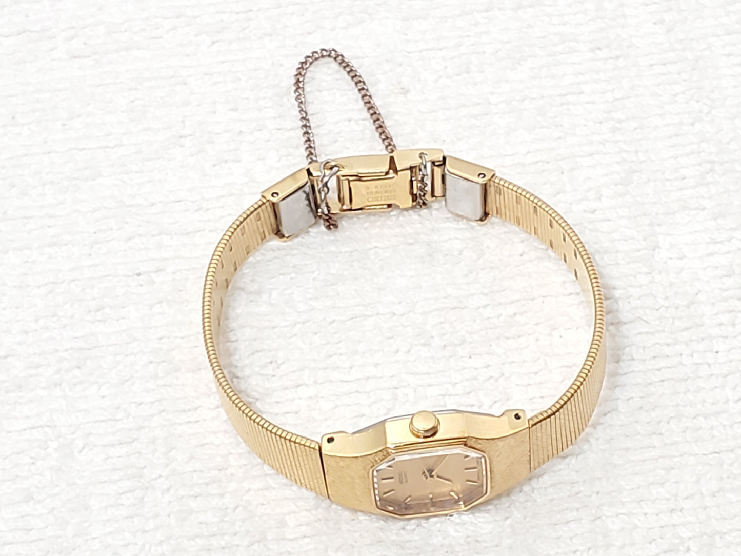 Vintage Seiko Gold Plated Women's Quartz Watch Two Jewels Base Metal S Steel