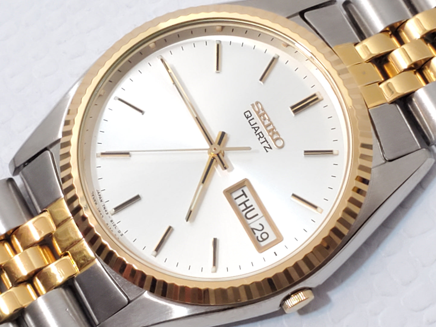 Vintage Seiko Men's Presidential Day Date Watch Gold Tone Silver Dial S Steel