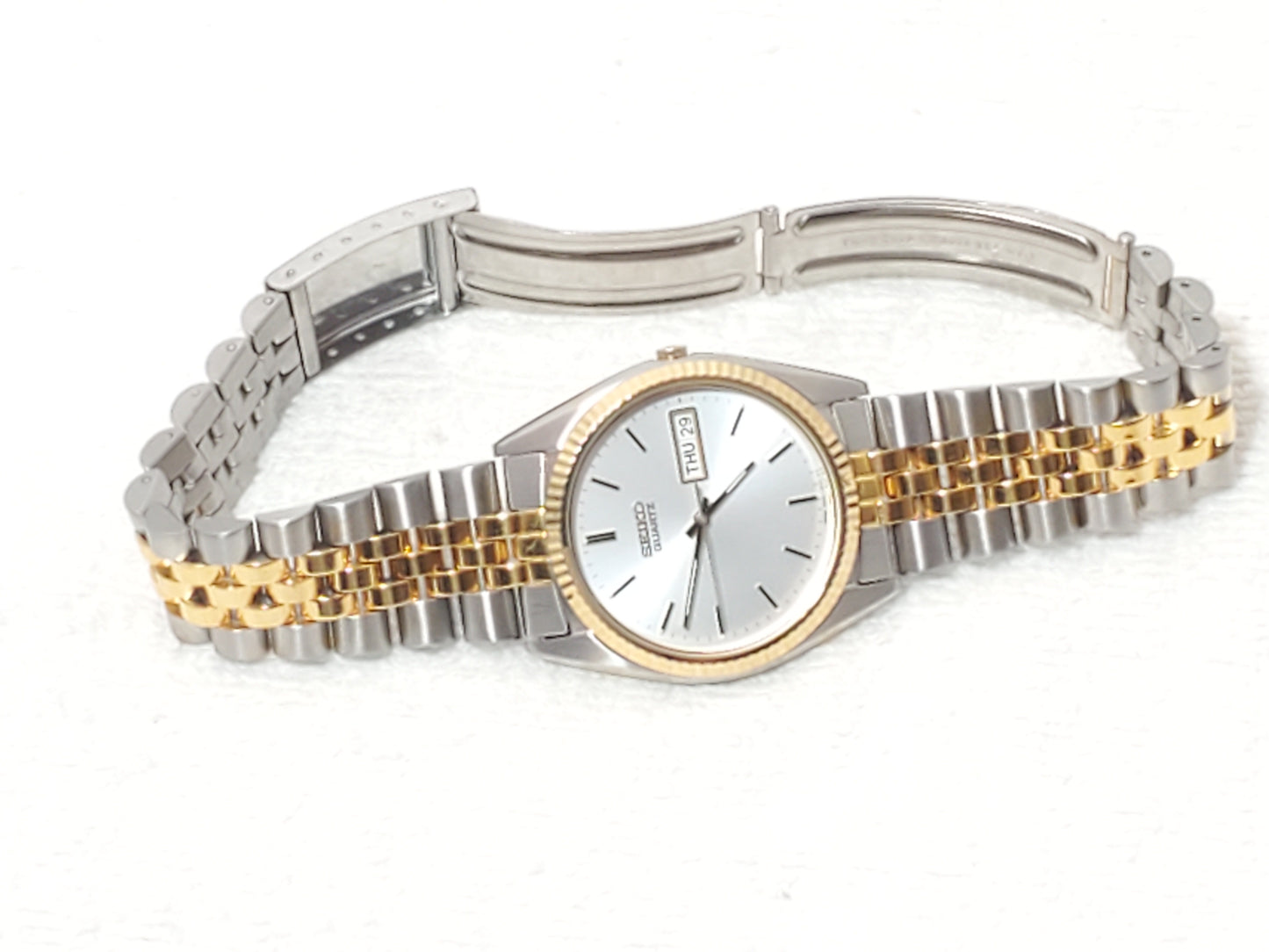 Vintage Seiko Men's Presidential Day Date Watch Gold Tone Silver Dial S Steel