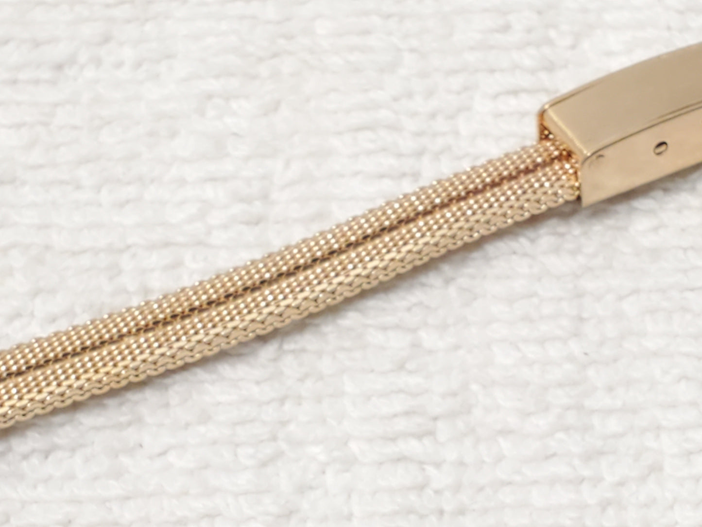 Vintage Armitron Women's Gold Plated Diamonds Bezel Watch Mesh Band One Jewel