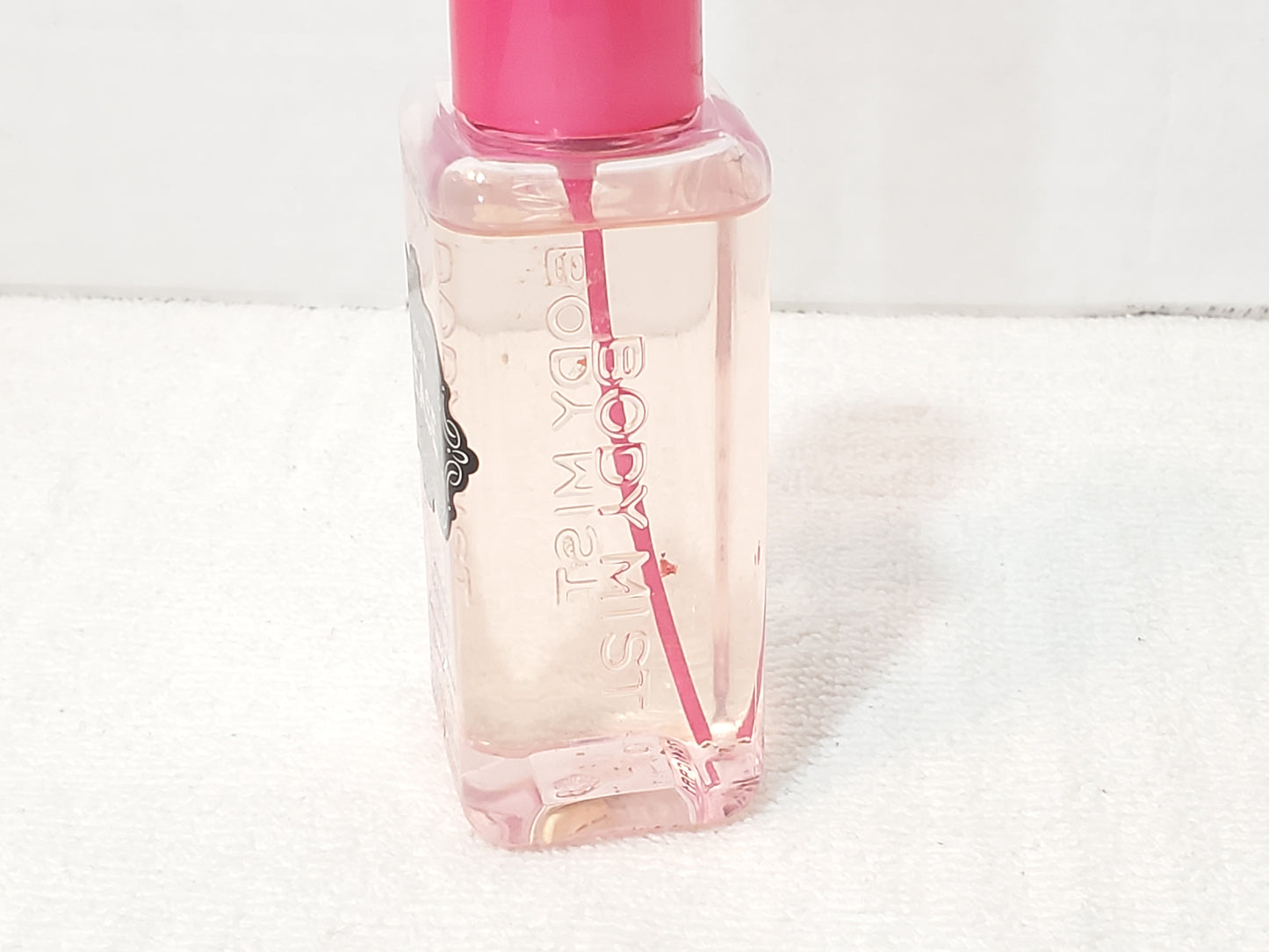 Noir Tease by Victoria's Secret Women Scented Body Mist Spray 2.5 oz Pink Bottle