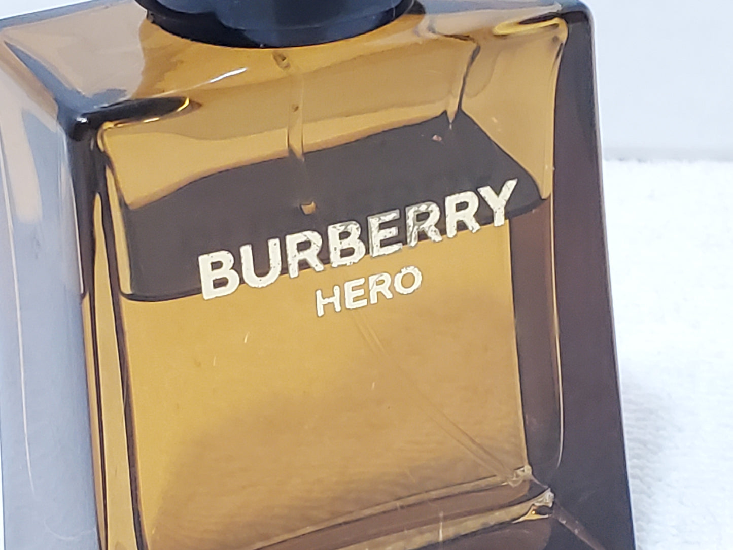 Burberry Hero Eau De Parfum Men's Cologne Spray 1.6 oz Bottle Fragrance