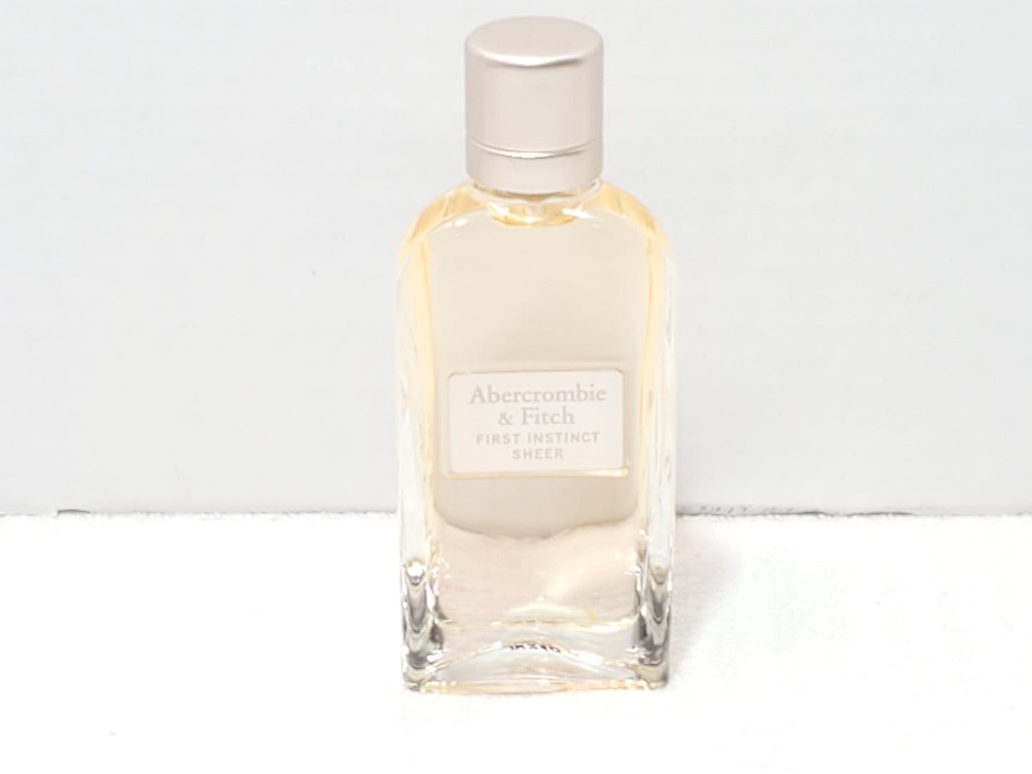 Abercrombie & Fitch First Instinct Sheer 1.7 oz EDP Spray Women's Perfume New