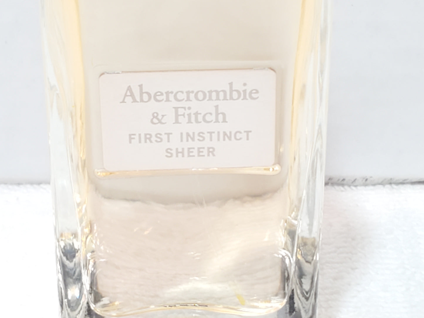 Abercrombie & Fitch First Instinct Sheer 1.7 oz EDP Spray Women's Perfume New