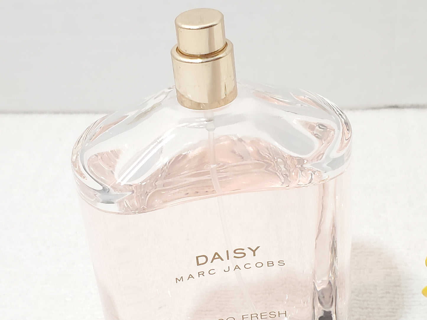 Daisy Eau So Fresh by Marc Jacobs 4.25 fl oz Bottle Spray Women's Made in France