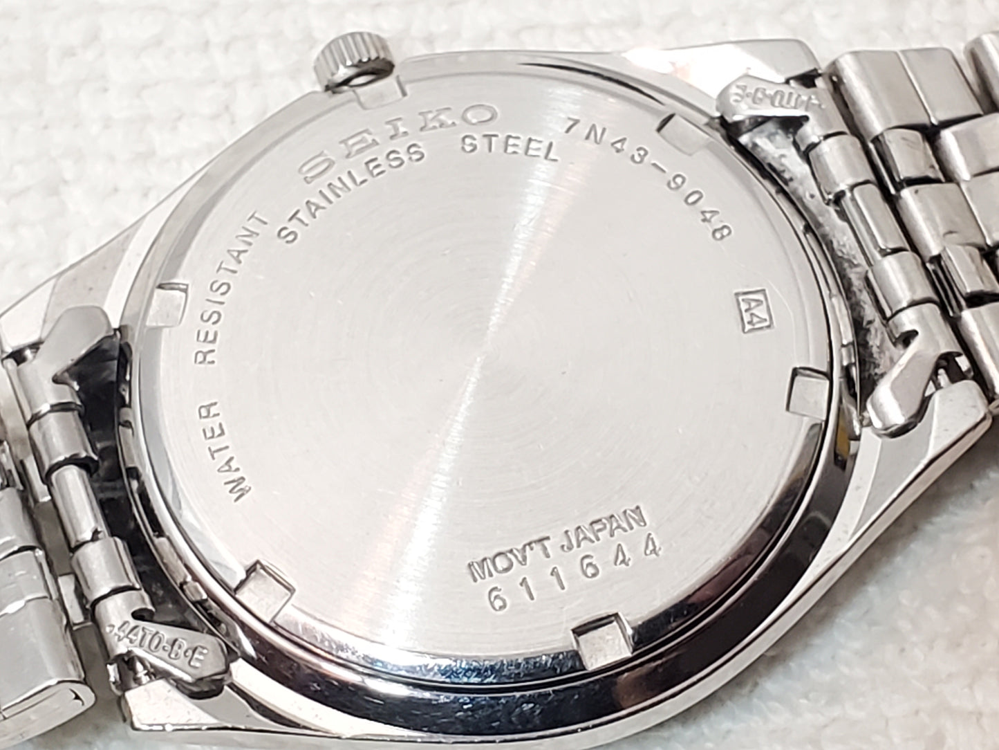 Vintage Seiko Men's Stainless Steel Day Date Quartz Watch One Jewel Silver Dial