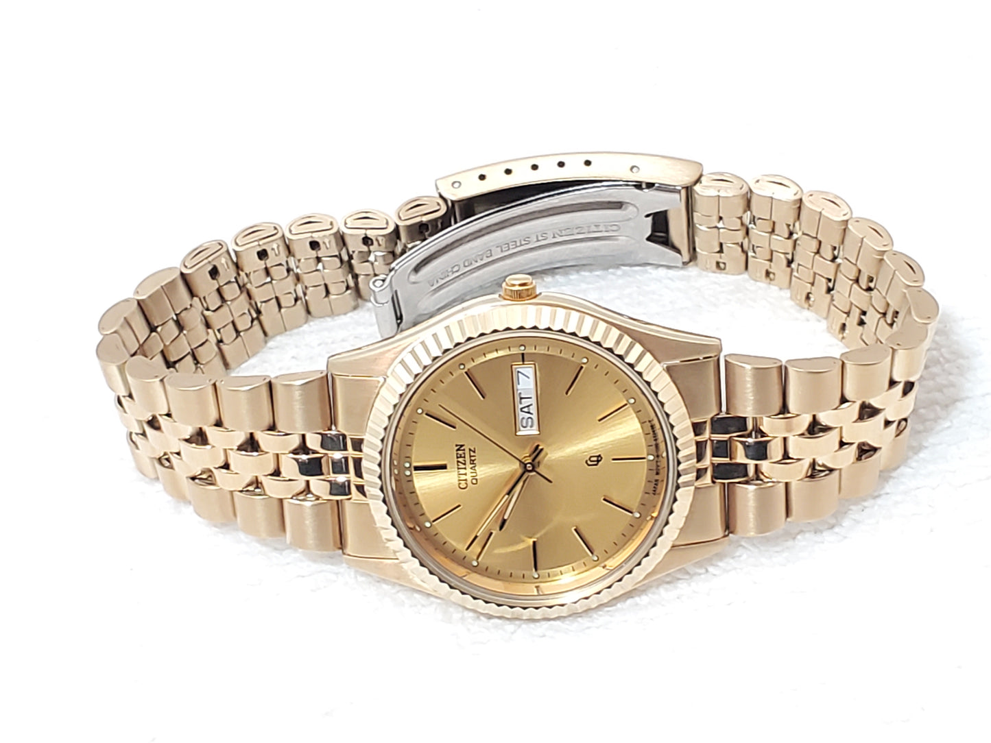 Vintage Citizen CQ Men's Presidential Day Date Gold Plated Watch Stainless Steel