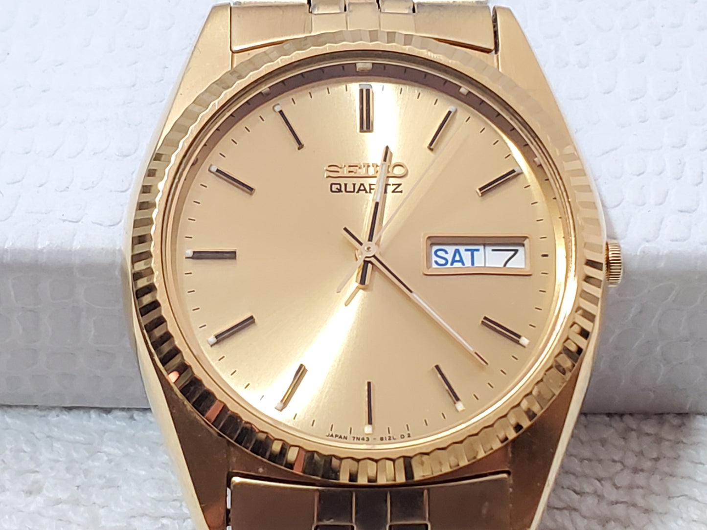 Vintage Seiko Presidential Men's Gold Tone Day Date Quartz Watch Stainless Steel