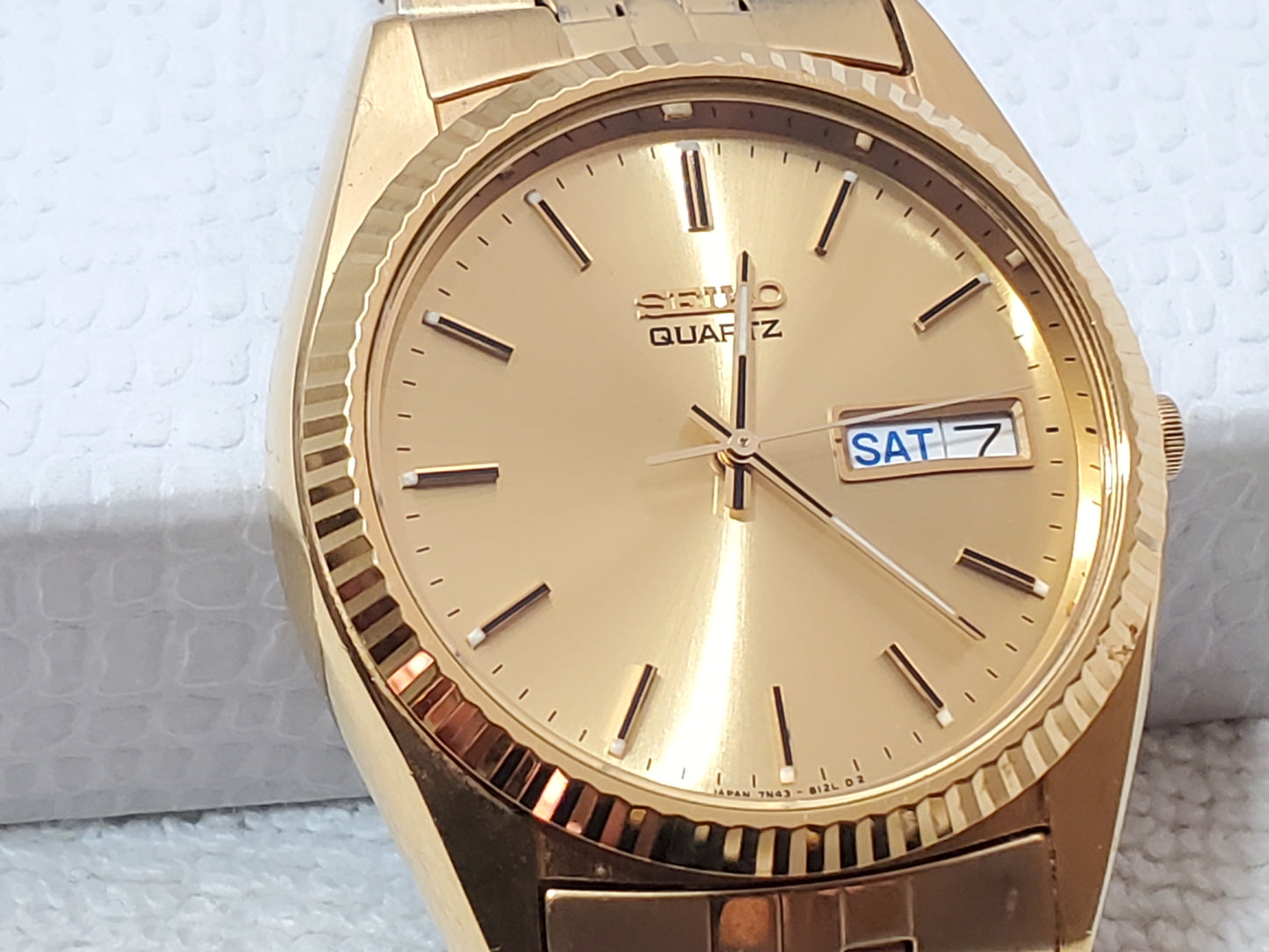Vintage Seiko Presidential Men's Gold Tone Day Date Quartz Watch Stainless Steel