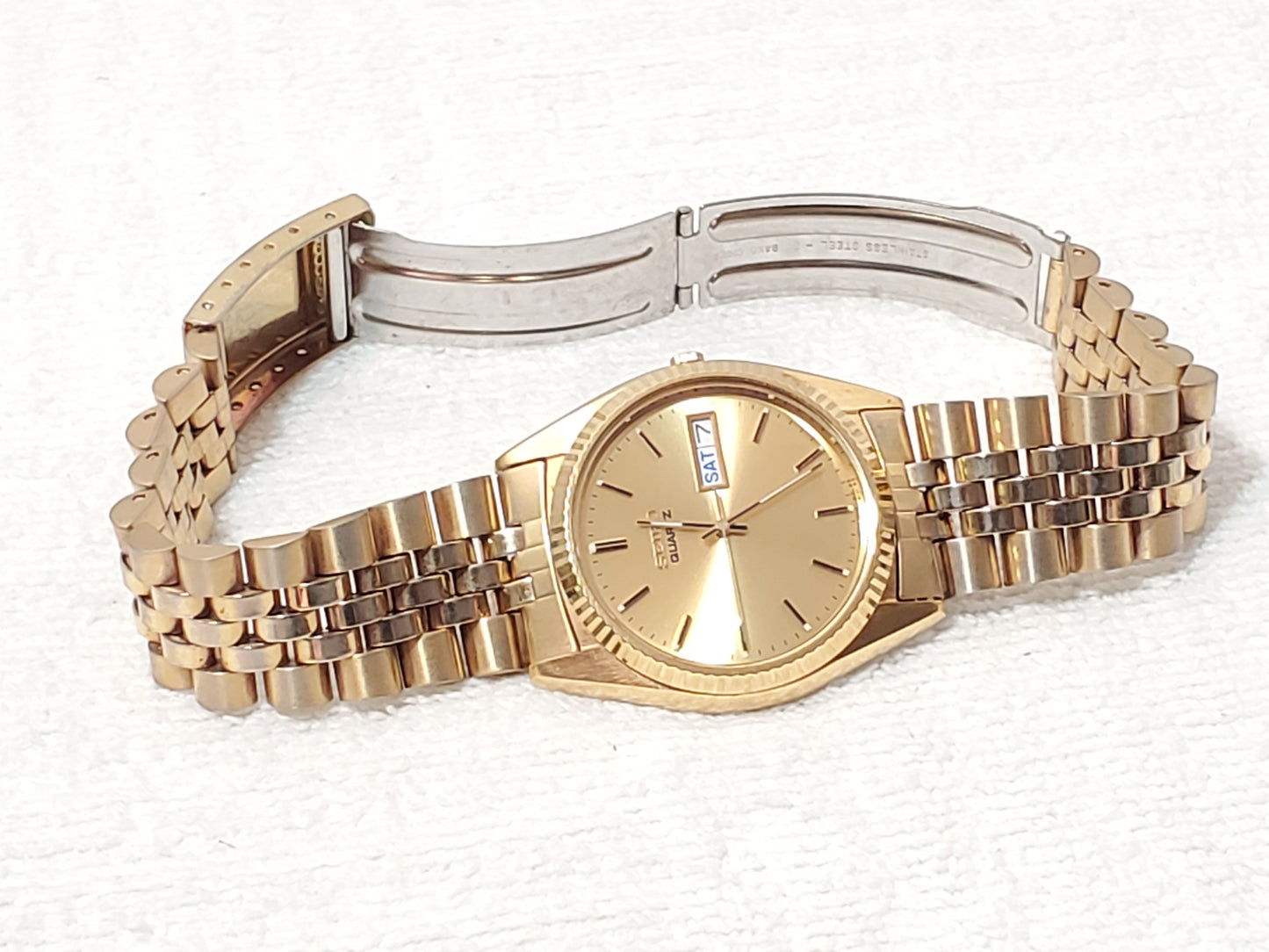 Vintage Seiko Presidential Men's Gold Tone Day Date Quartz Watch Stainless Steel