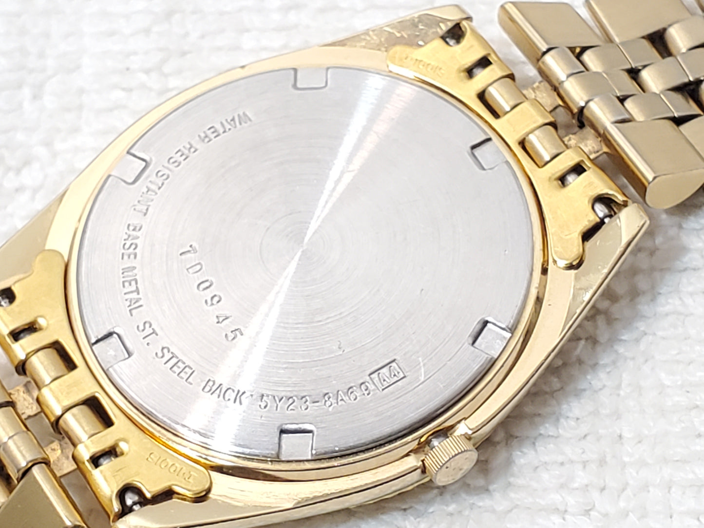 Vintage Seiko SQ Men's Day Date Gold Tone Watch Black Dial One Jewel S Steel