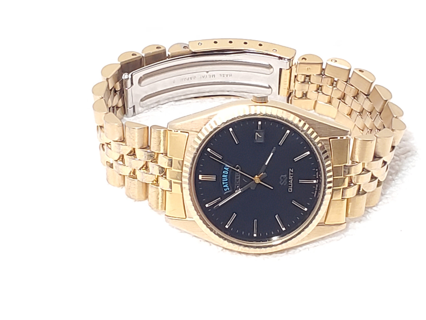 Vintage Seiko SQ Men's Day Date Gold Tone Watch Black Dial One Jewel S Steel
