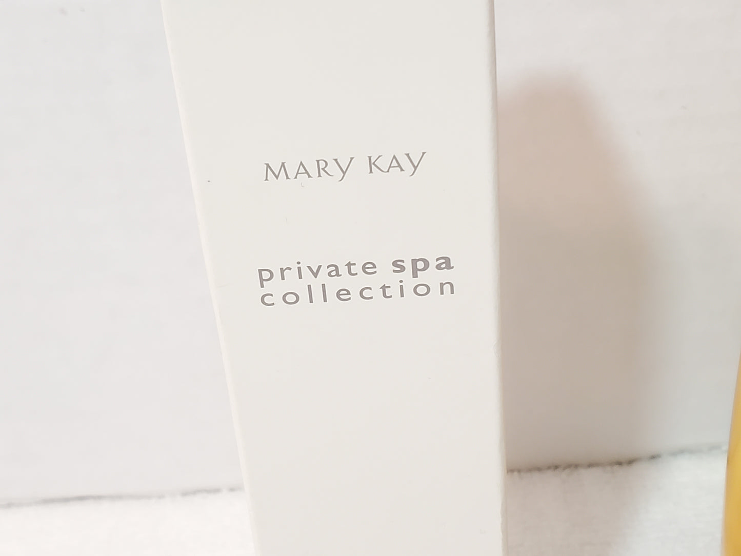 Mary Kay Private Spa Collection Embrace Today Sheer Fragrance Mist 1.7 oz Bottle
