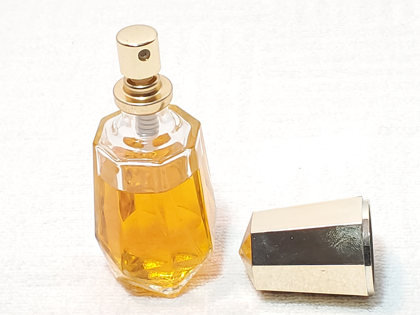 Vintage Avon Timeless Women's 1.8 oz Bottle Cologne Spray Fragrance Discontinued