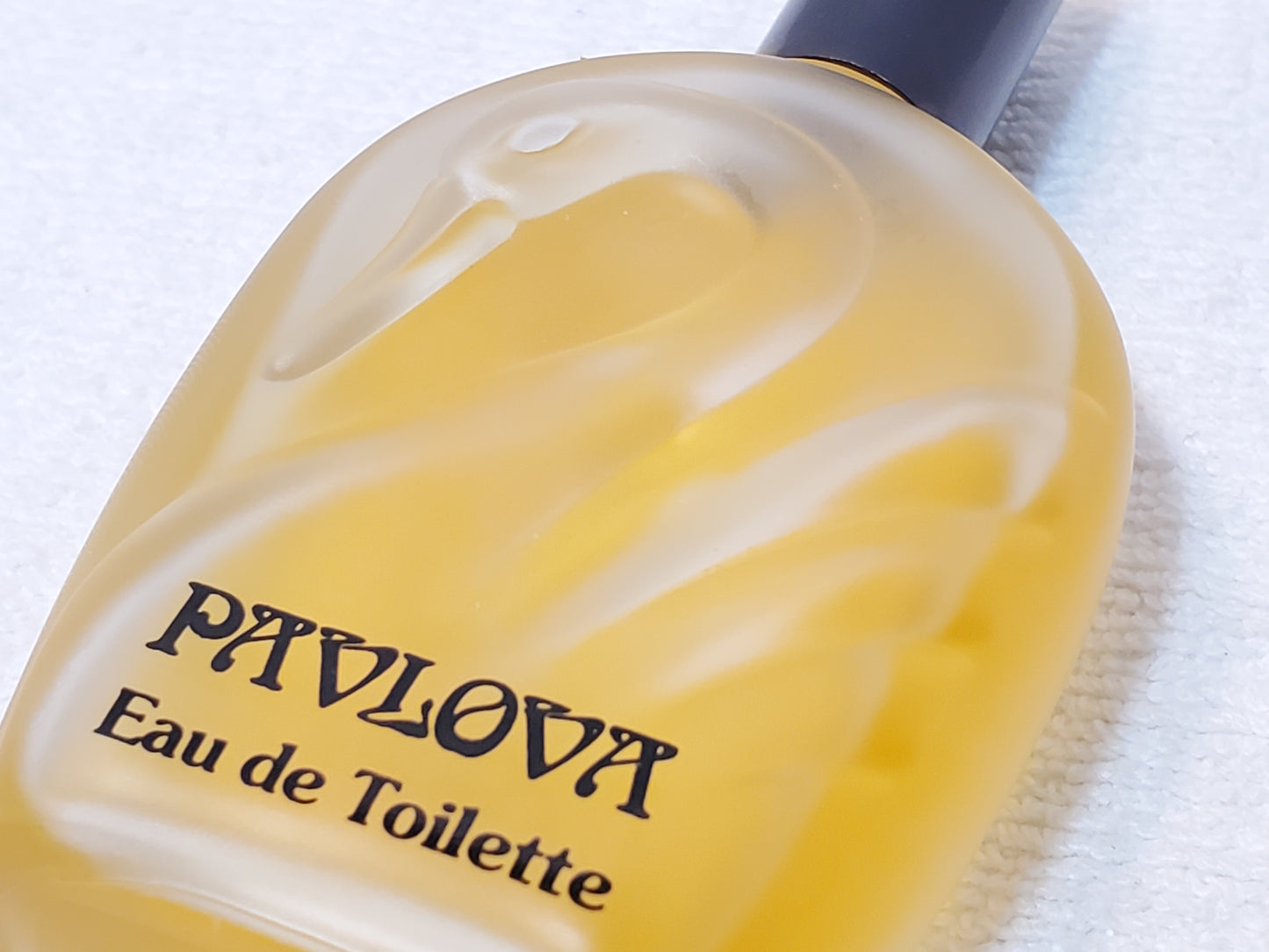 Vintage Pavlova by Payot Women Perfume Splash 2.0 oz Eau de Toilette Swan Bottle