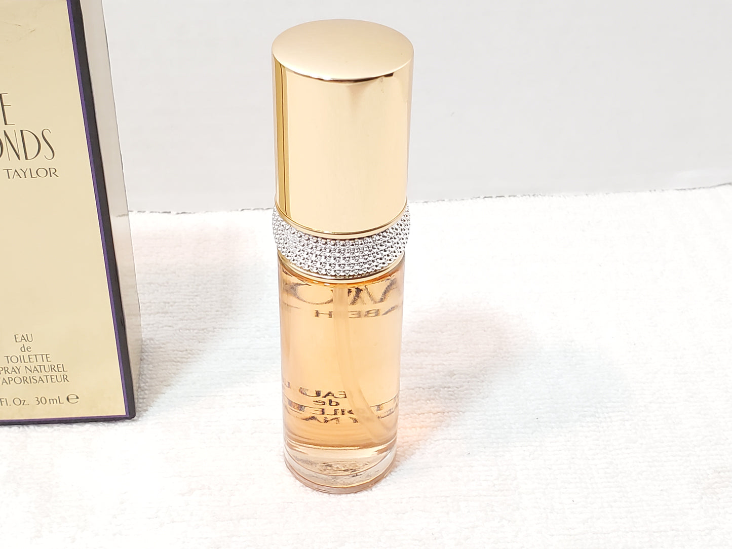 Elizabeth Taylor White Diamonds 1.0 fl oz Women's Eau De Toilette Spray Perfume