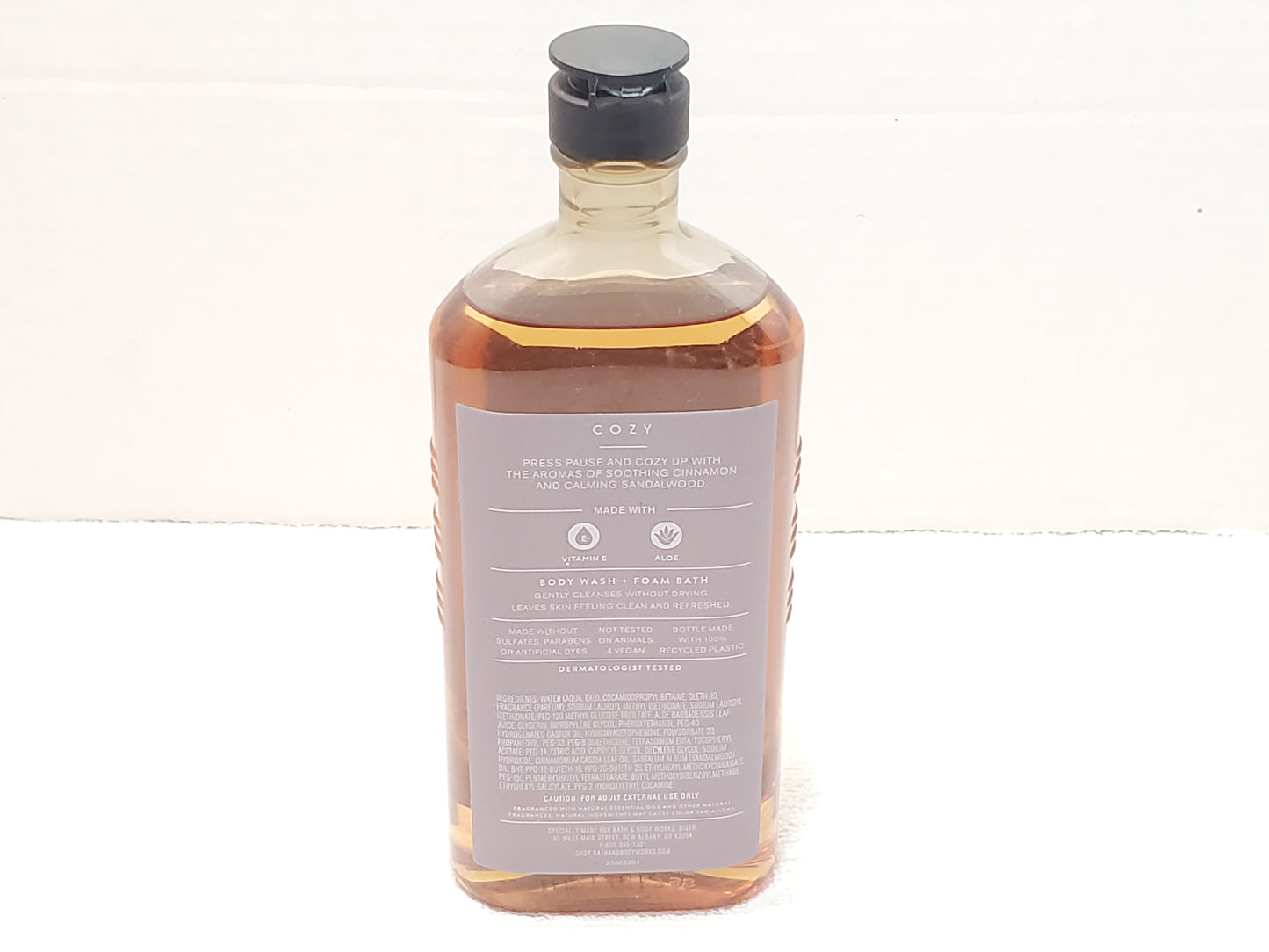 Bath and Body Works Aromatherapy Cozy Cinnamon Sandalwood Wash Foam Bath 10 oz