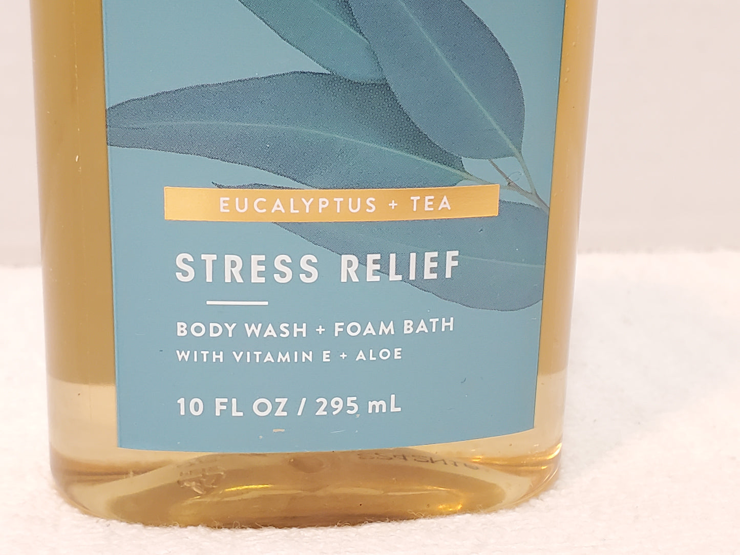 Bath & Body Works Aromatherapy Eucalyptus Tea Stress Relief Body Wash Foam 10 oz