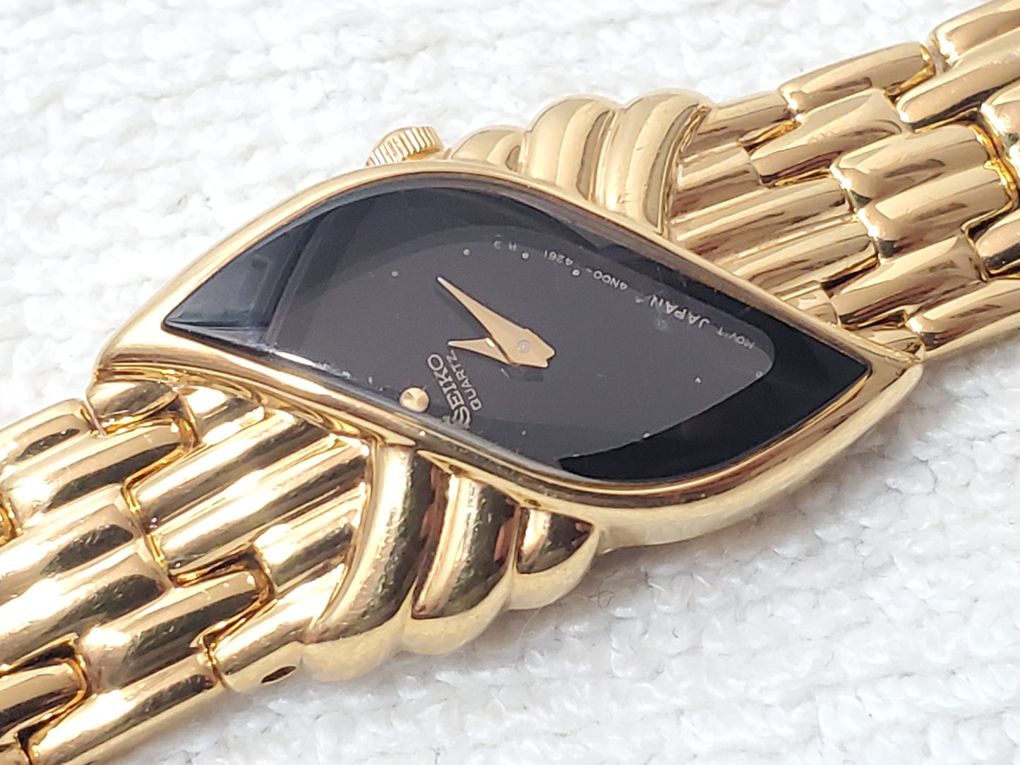 Vintage Seiko Half Moon Women's Watch Black Dial Gold Tone Base Metal S Steel