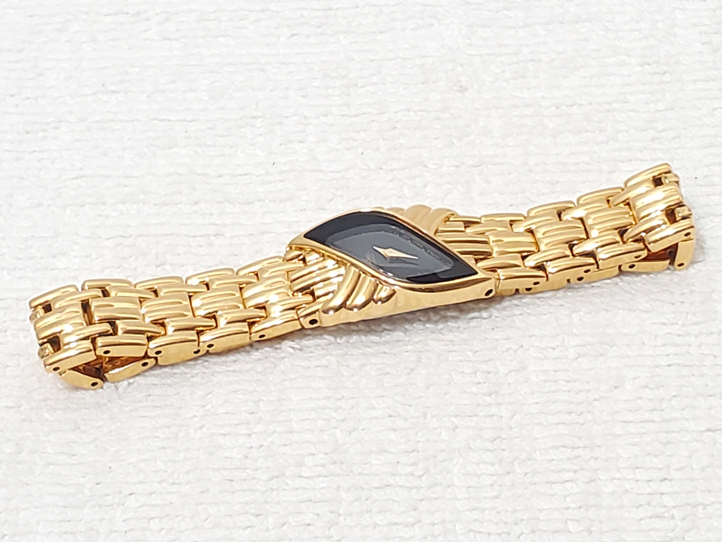 Vintage Seiko Half Moon Women's Watch Black Dial Gold Tone Base Metal S Steel