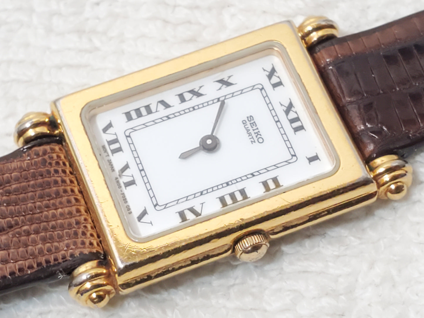 Vintage Seiko Tank Women's Petite Watch Gold Tone White Dial Roman Numerals
