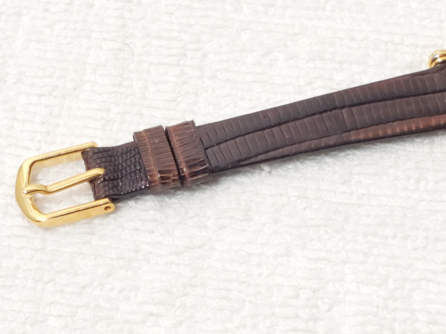 Vintage Seiko Tank Women's Petite Watch Gold Tone White Dial Roman Numerals