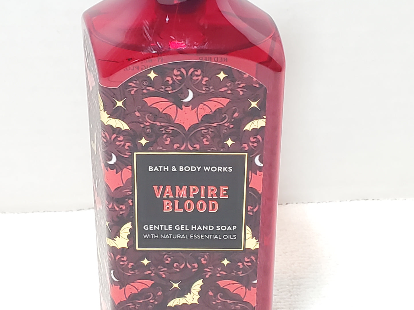 Bath & Body Works Gentle Gel Hand Soap Essential Oils Vampire Blood 8 oz Bottle