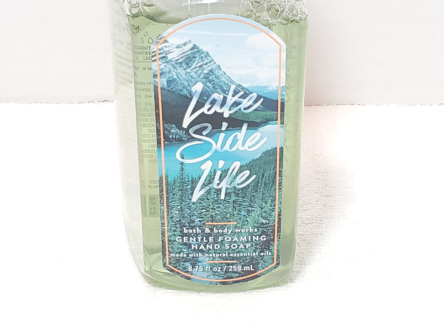Bath & Body Works Lake Side Life Gentle Foaming Hand Soap 8.75 fl oz Bottle New