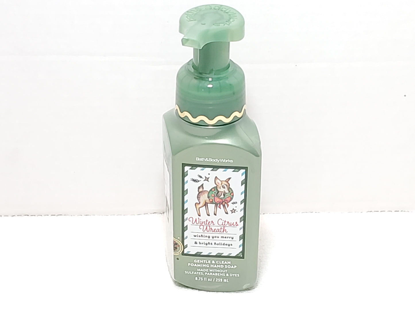 Bath & Body Works Winter Citrus Wreath Foaming Hand Soap 8.75 fl oz Bottle New