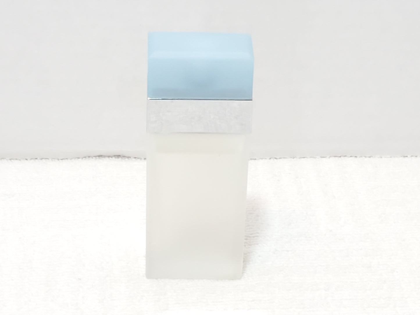 Light Blue by Dolce & Gabbana Perfume for Women 0.84 fl oz Spray Made in France