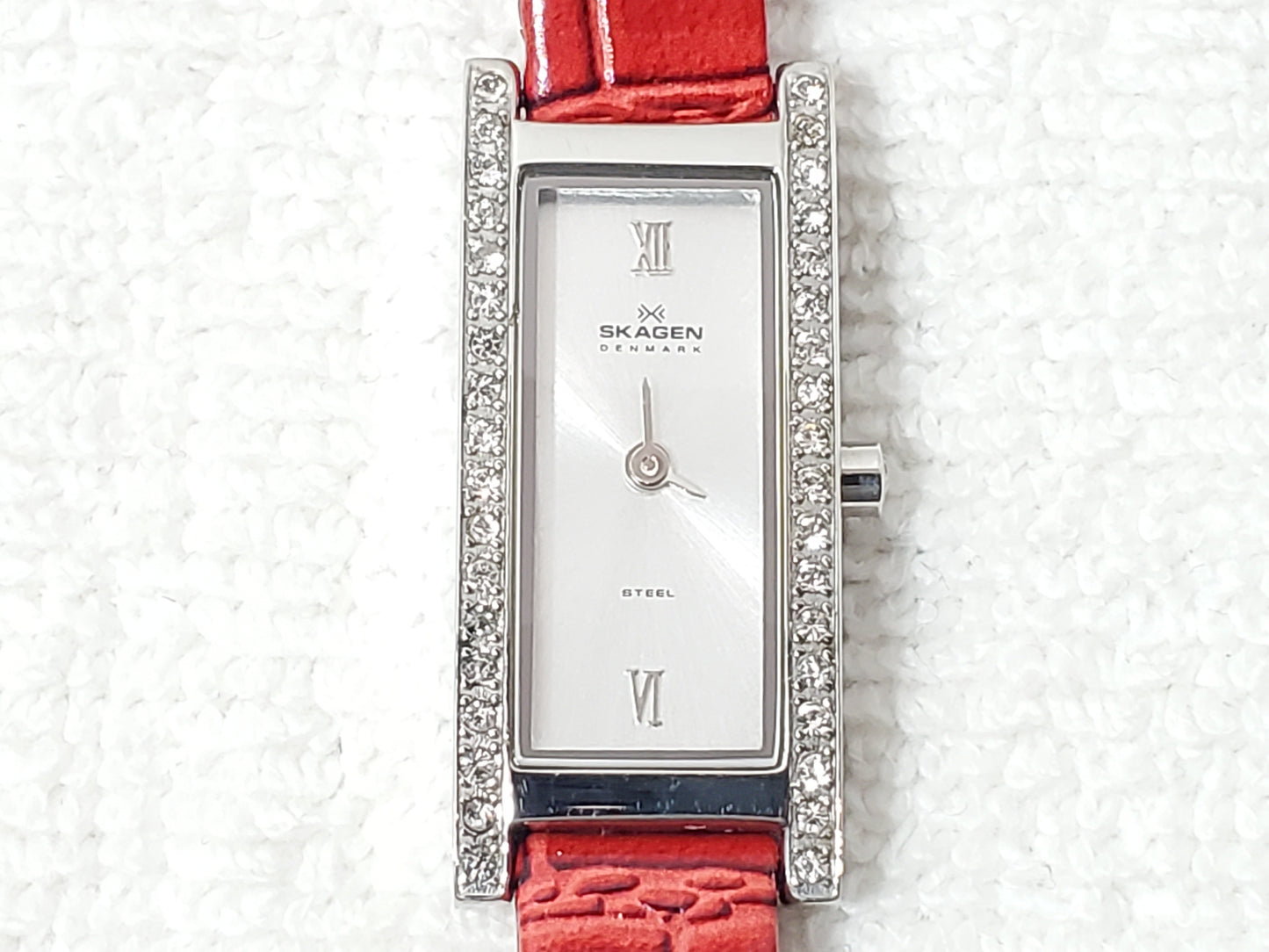 Vintage Skagen Women's Tank Petite Red Leather Strap Watch Swarovski Crystals